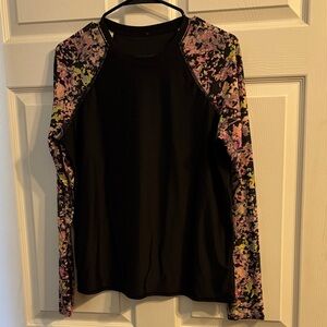 Lululemon Waterside Relaxed UV  Protection long sleeve